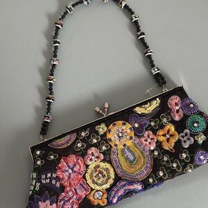 🌸 Handcrafted Beaded Floral Evening Bag – Unique Design 🌸